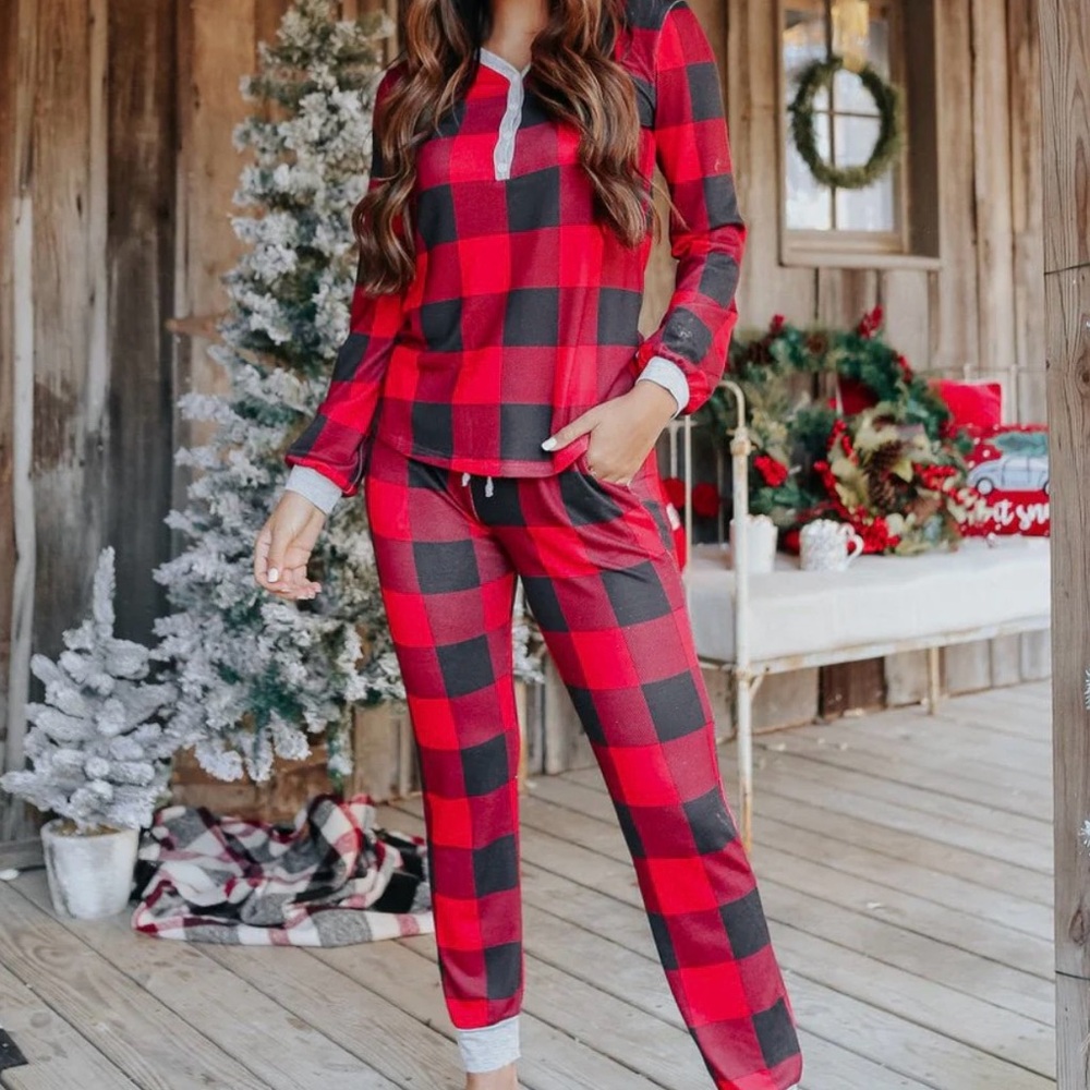 Magnolia Boutique Buffalo Plaid Christmas Pajama Set Size S